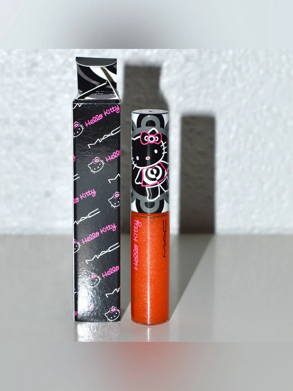MAC Cosmetics x Hello Kitty Lipglass *NICE TO BE NICE* Pearl Tangerine BNIB